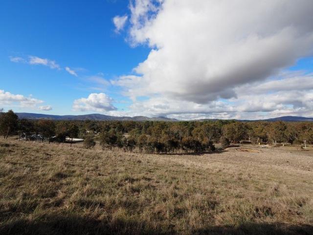 1.61HA 3.98 Acres Superior Land Offering With Views & Services