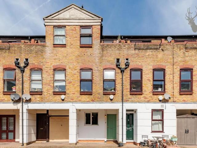 1 6 & 23 28 Malmesbury Road, Old Ford, London, E3 2WD, United Kingdom | 2 bed townhouse for rent #139333956 | Rentberry