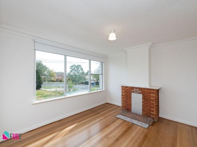 1 / 6 Iluka Street, Narrabundah