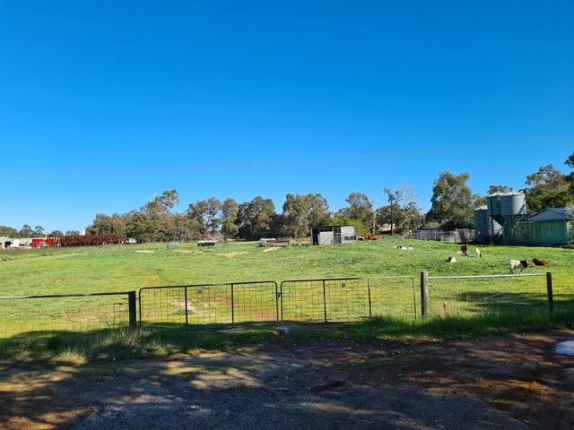 1.79 HA INDUSTRIAL LAND HWY FRONTAGE