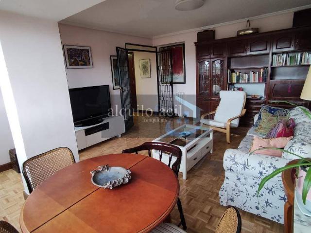 | 1.700 €, 98 m²
