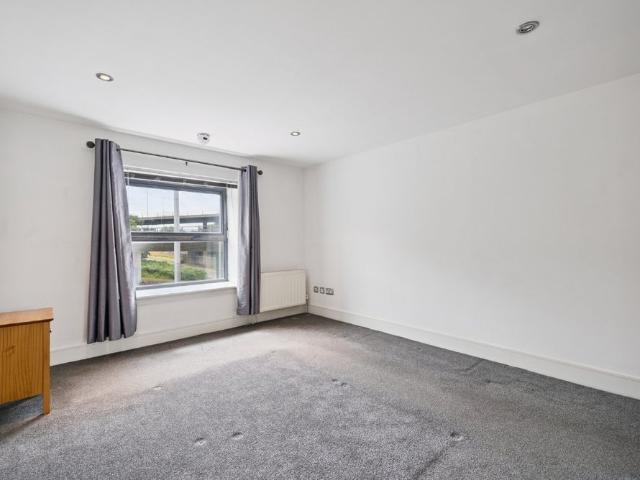 1 7 Carnoustie Street