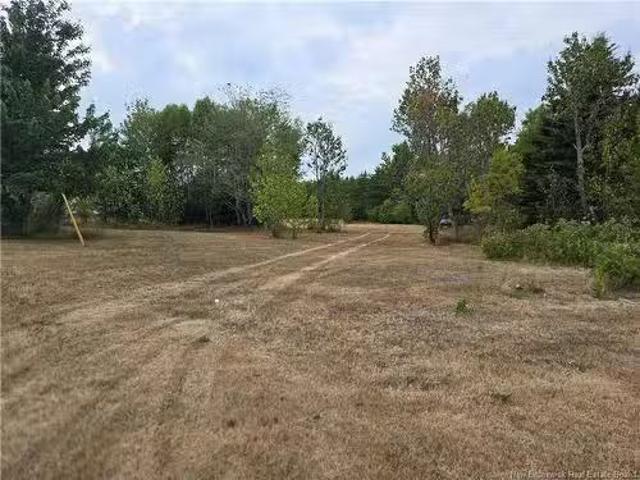1.7 Acres Route 370, Haut Sheila, NB, E1X 1B1 vacant land fo.