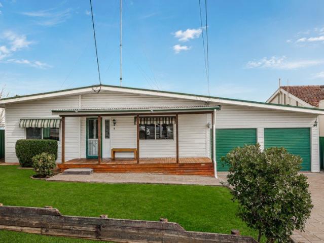 727.2SQM OF LAND WITH 21.8M FRONTAGE
