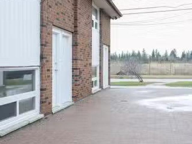 1 84 Mary Street W, Kawartha Lakes Lindsay, ON, K9V 5G3.