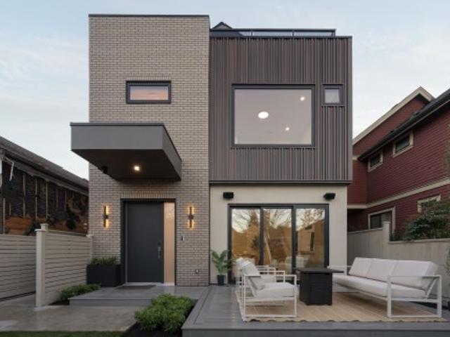 1 882 13 Avenue E, Vancouver, BC, V5T 2L5 duplex for sale | Listing ID R3177 | Royal LePage