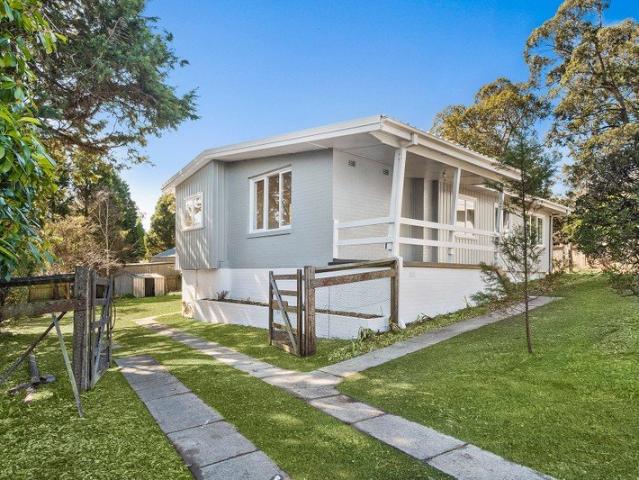 1,887sqm R2 Development Opportunity or Just Enjoy Living On An Almost Half Acre Block