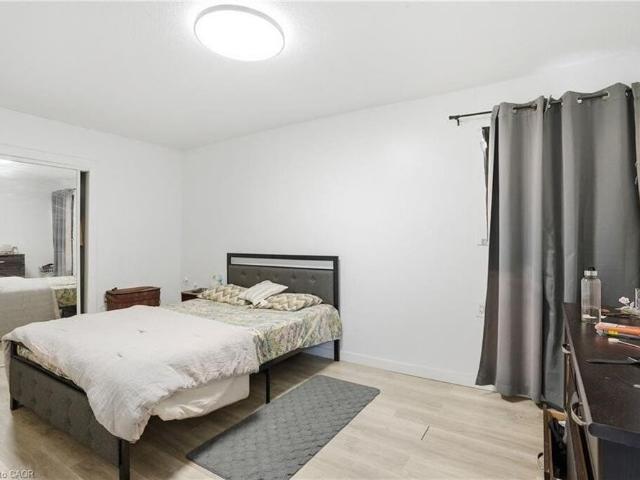 1 82 Queen Street N, Hamilton
