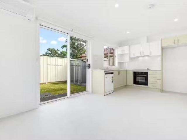 1A Bellingham Avenue, GLENDENNING House for rent Listed by Ka.
