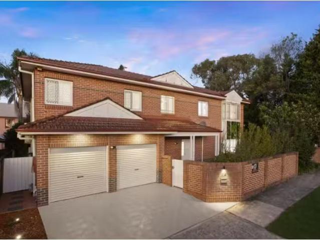1a Devonshire Street, Chatswood House for rent Listed by Jaci.