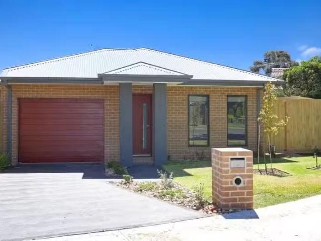 1A Gloria Court, Bundoora VIC 3083 Unit For Lease