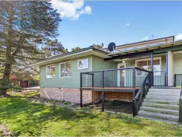 1A Hodgson Road, GLENBROOK House for rent Listed by Dukes Pro.