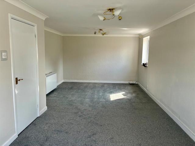 1a Lakenheath B79, 2 bedroom, Maisonette