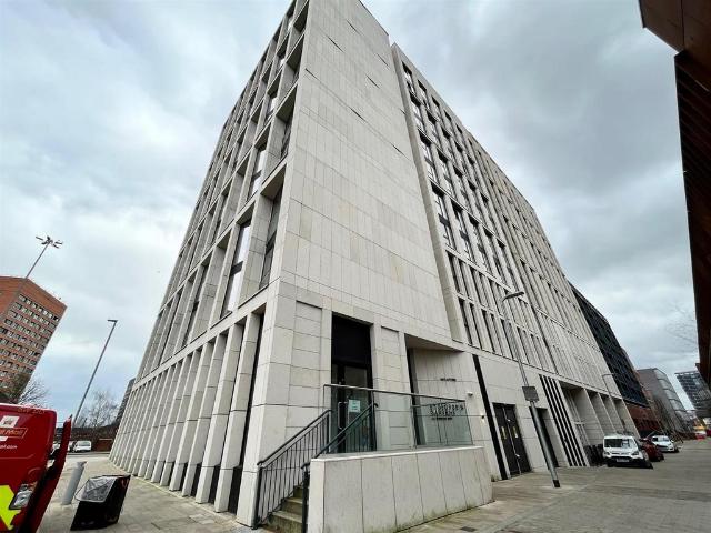 1A Spinners Way, Manchester, M15 4UY, United Kingdom | 2 bed apartment for rent #140656524 | Rentberry