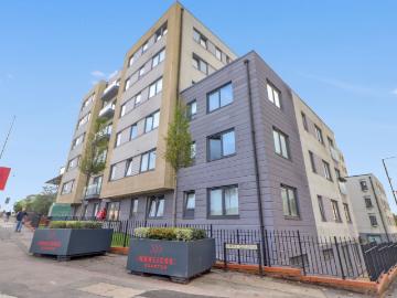 1A Stoke Road, Slough, Berkshire SL2, 1 bed flat to rent, £1,150 pcm | PrimeLocation
