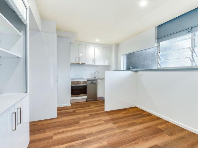 1B/11 Hillside Crescent, HAMILTON, QLD 4007