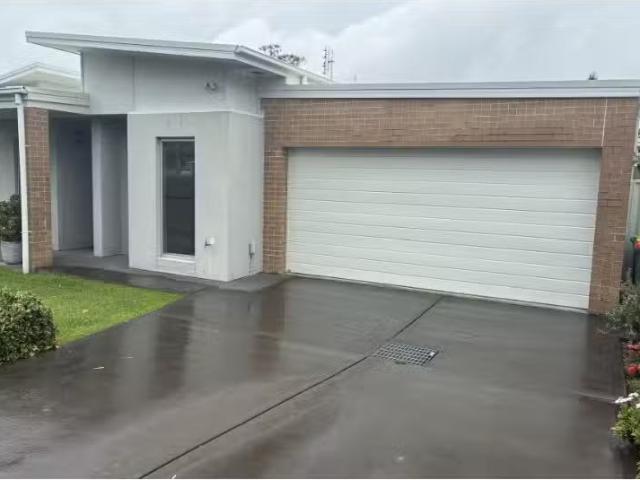 1B Tumpoa Street, Whitebridge House for rent Listed by Leah J.
