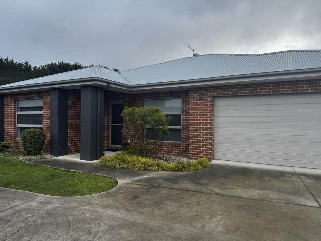 1B Kimberley Drive Traralgon
