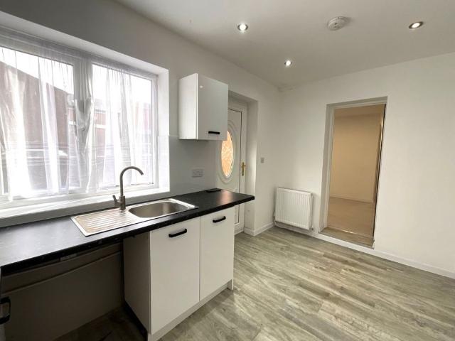 1B, Kings Road, Askern, Doncaster