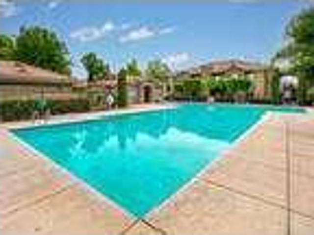1BD 1BA $1875/Mo