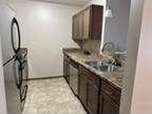 1Bd 1Ba $1334/Mo