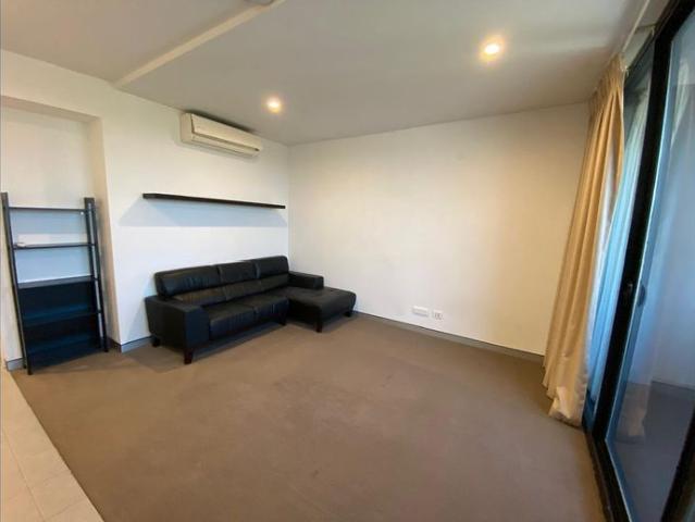 1BED APARTMENT FOR RENT