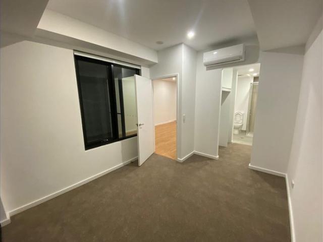 1BED FOR RENT
