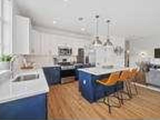 1Bed 1Bath $2050 Per Month