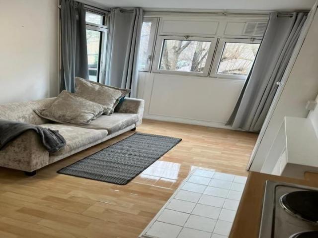 1beds Apartment