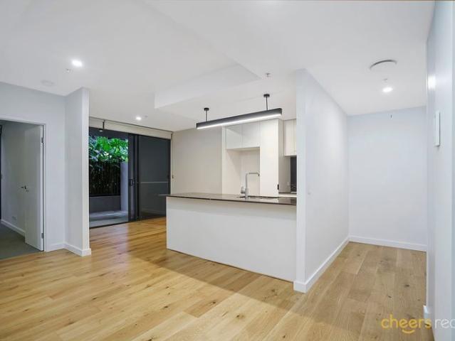 1Bedroom in the heart of Brisbane's Southbank precinct! @ Brisbane One