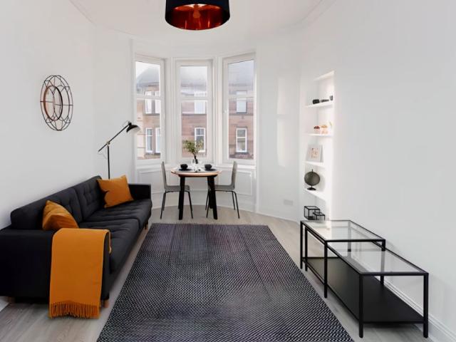 1Bedrooms, 1Bathrooms