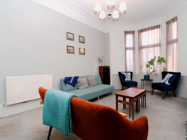 1Bedrooms, 1Bathrooms
