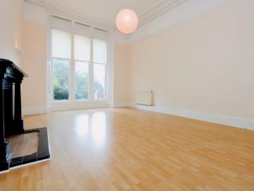 1Bedrooms, 2Bathrooms