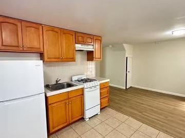 1BR/1.0BA 1018, 1020 Bush Street 1018rc