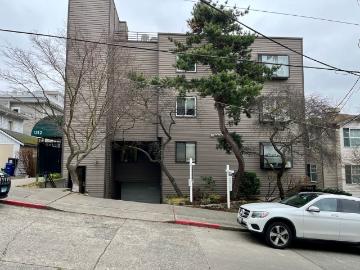 1BR 1Bath in Queen Anne condo
