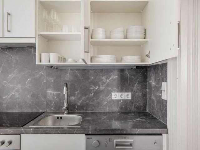 1BR | Alsergrund, nr bars, U4 & trams, Vienna Amsterdam Apartments for Rent