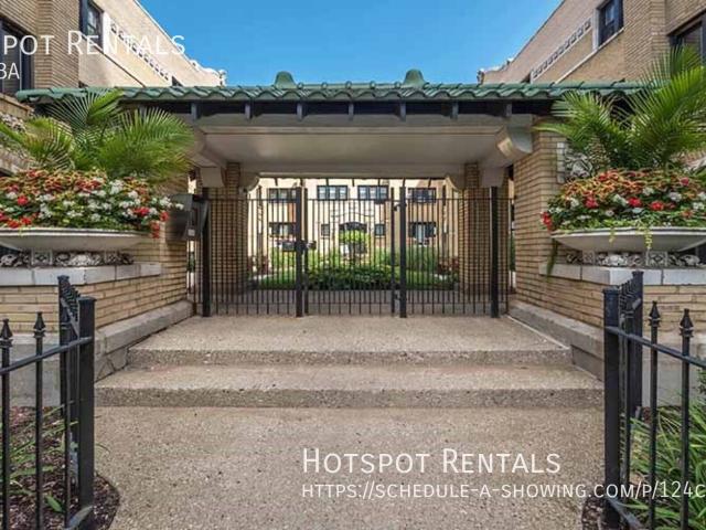 1BR at Irving Courts, Unit 2002