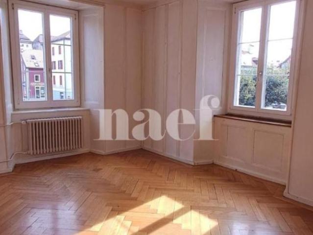 1er loyer net offert Appartement de 3 pièces proche de la place du marché