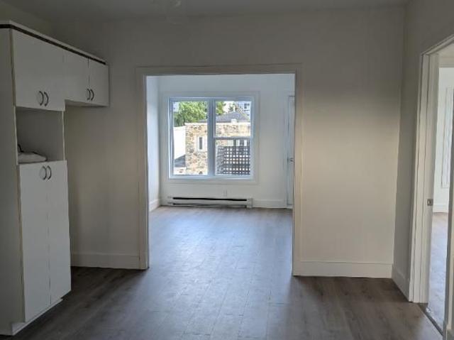 1er septembre APPARTEMENT 5 1/2 a louer Drummondville