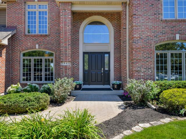 1N431 Peachtree Lane