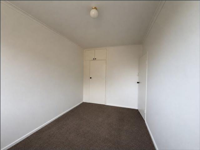 1st Floor Apartment!