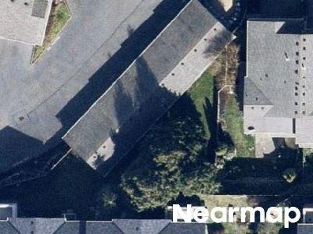 1st St NE Apt 202