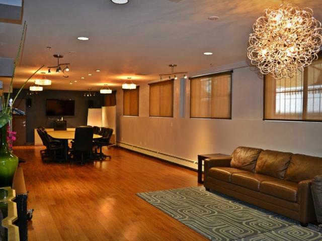 1Ten on Whyte 2 Bedroom Apartment for Rent at 11024 82 Ave Nw, Edmonton, AB T6G 0T2 Garneau
