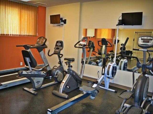 1Ten on Whyte 3 Bedroom Apartment for Rent at 11024 82 Ave Nw, Edmonton, AB T6G 0T2 Garneau