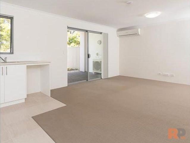 1x1 Easy Care Studio with Private Alfresco