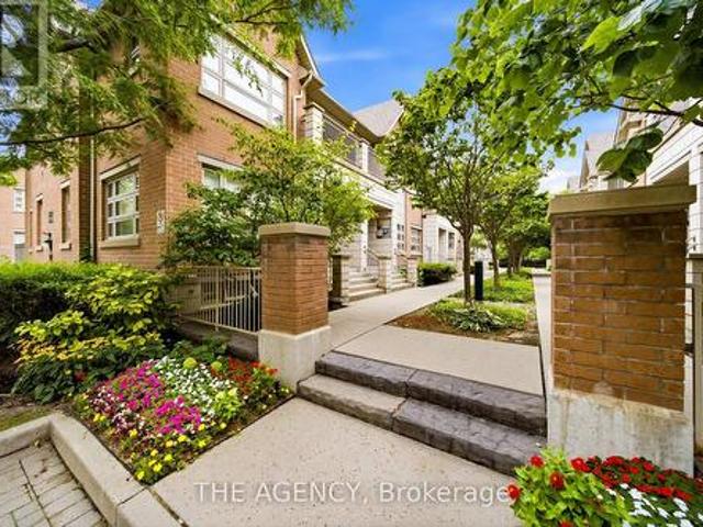 23 2460 Prince Michael Drive, Oakville, ON, L6H 0G8 townhouse for sale | Listing ID W13672 | Royal LePage