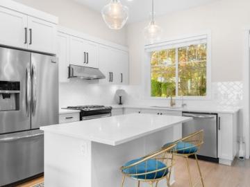 23 2855 Street, Surrey, BC, V3Z 0P5 townhouse for sale | Listing ID R3139 | Royal LePage