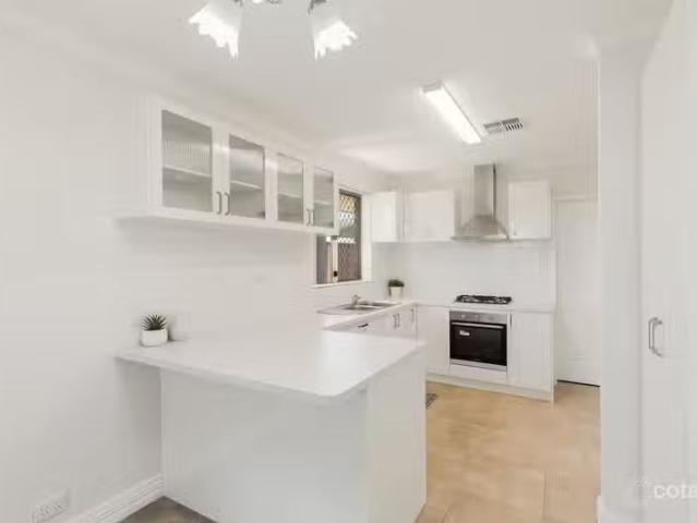 23 Townsend Road, ROCKINGHAM, WA 6168 House Leased