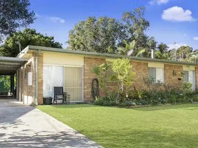 23 Trevor Street, Beachmere, QLD 4510