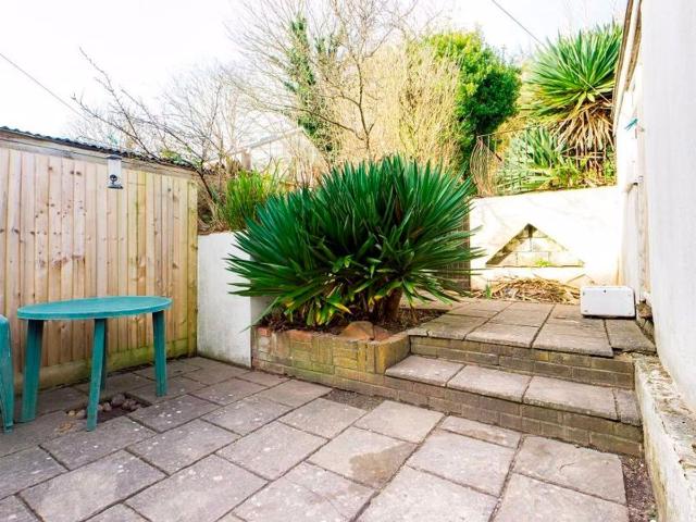 23 Upper Bevendean Avenue, Brighton BN2, 1 bed semi detached house to rent, £556 pcm | PrimeLocation